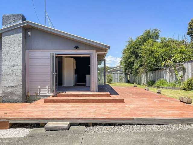 39 Fairclough Road Beach Haven_1
