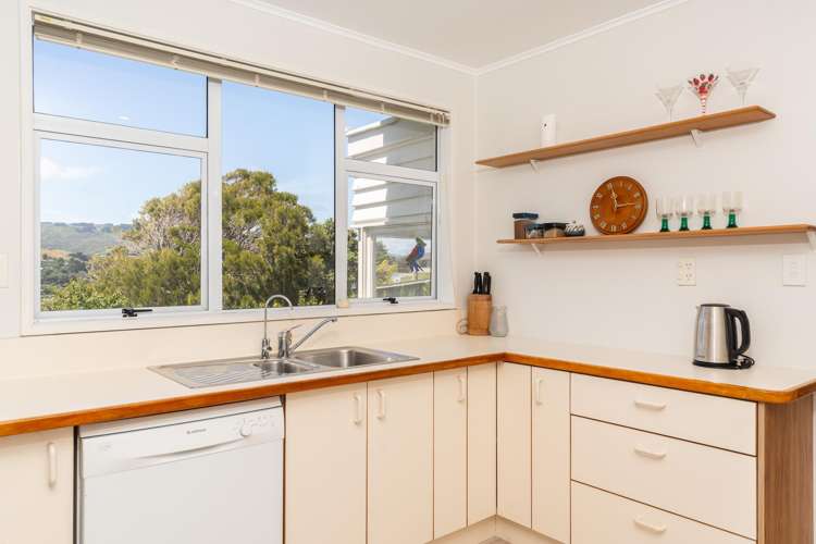 28 Franklyn Road Tawa_5