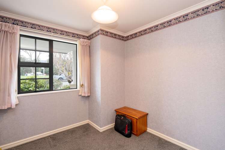 148 Herbert Street Gladstone_17