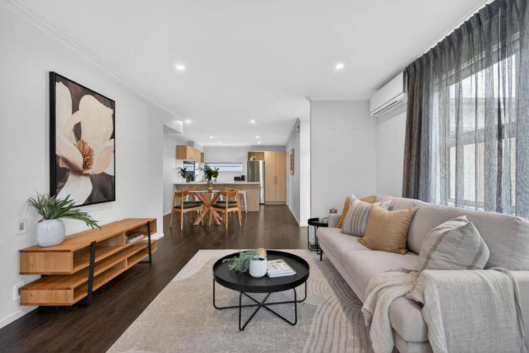 25 Latimer Way Petone_10