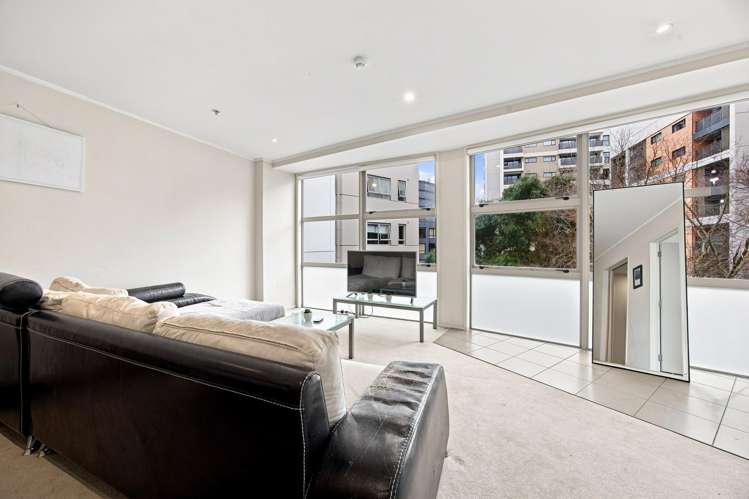 5D/156 Vincent Street_3