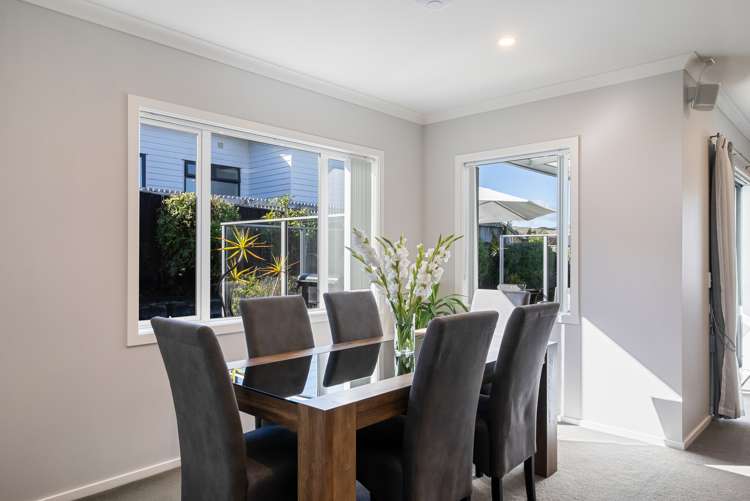 11 Paparoa Crescent Aotea_7