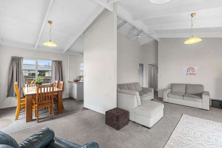 219 Parklands Avenue Bell Block_5