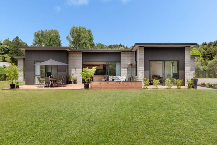 19 Crater Close Pyes Pa_2