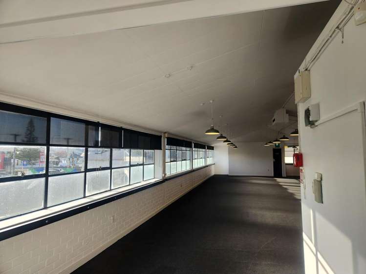 Level 1/23 Bay Road Kilbirnie_1