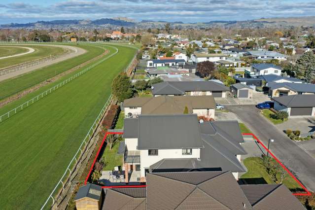 13 Raceview Close Raureka_3