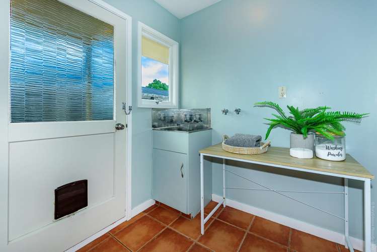 2/7 Camberwell Place Avonhead_14