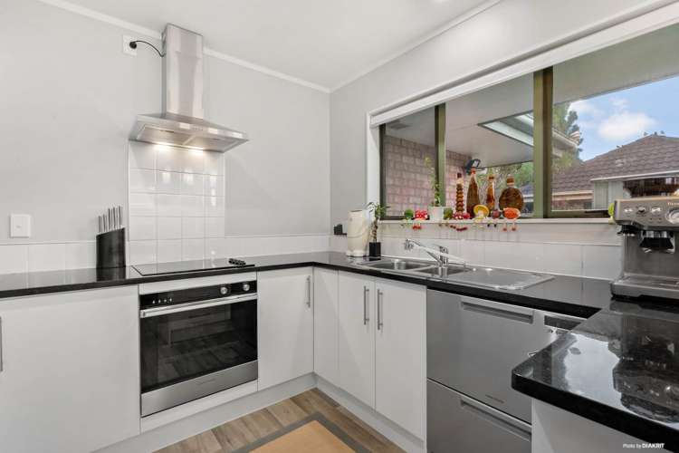 7 Yarrow Lane Papakura_5