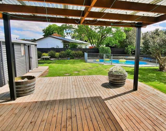 402 Murdoch Road West Raureka_1