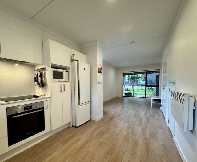 4/141 Wallace Road Mangere Bridge_2