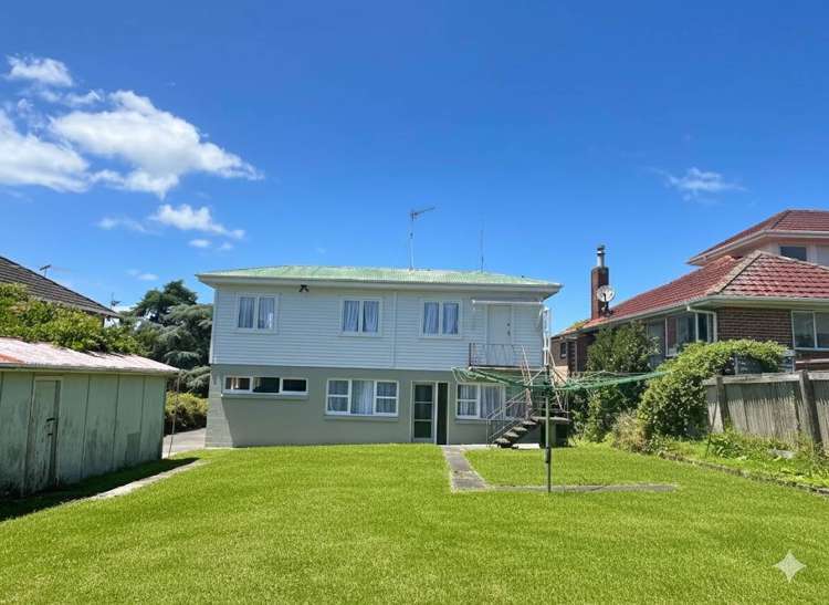 97 White Swan Road Mt Roskill_13