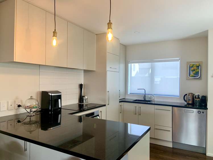 2/136 Sherborne Street Saint Albans_8