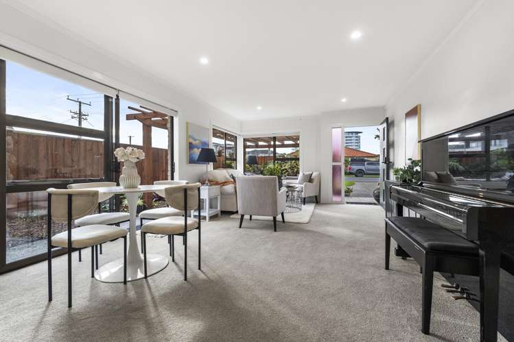 16 Riverside Road Orewa_11