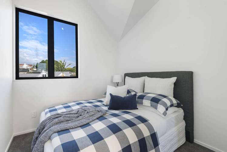 4,5&9/20 Fairview Road Mt Eden_13