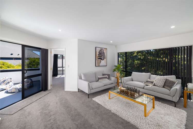 11 Travis Country Drive Burwood_10