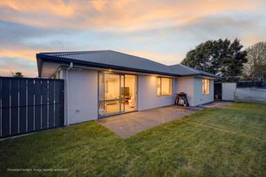 56c Cuffs Road_1