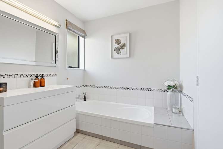 3/118A Sawyers Arms Road Papanui_10