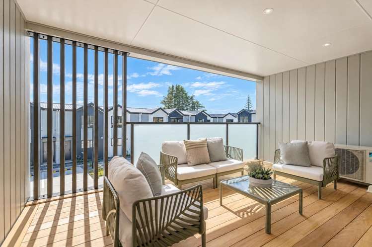 2/92 Freeland Avenue Mount Roskill_2