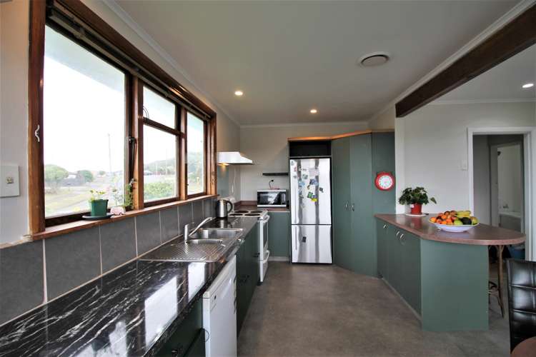 2 Ngahue Crescent Elsdon_21