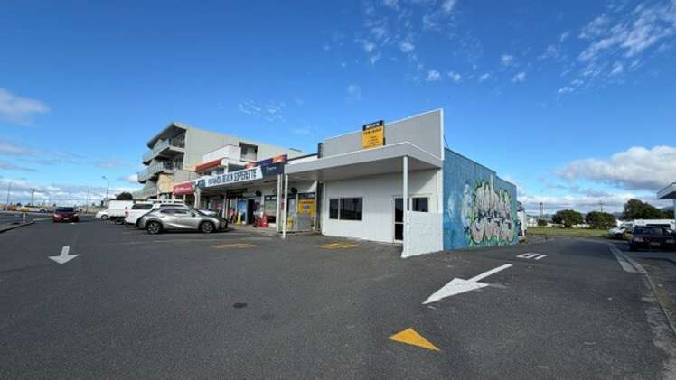 888 Papamoa Beach Road Papamoa Beach_2