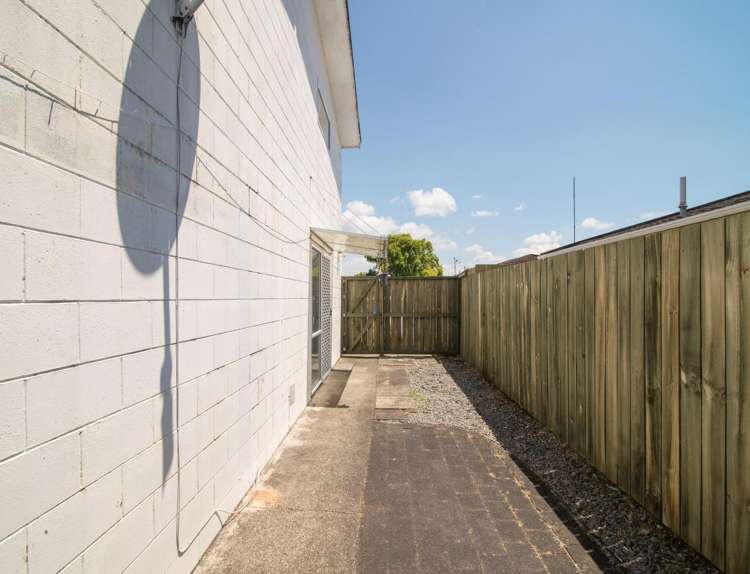 16unit Ruihi Street Victoria_7