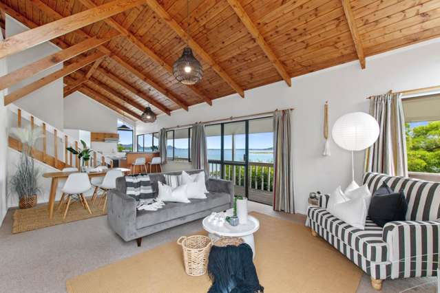 5 Weir Crescent Onerahi_2