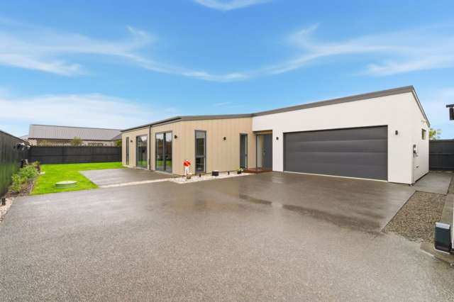 Tranquil Elegance in Sought-After Halswell