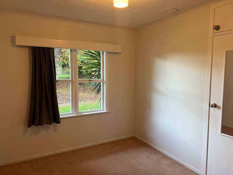 631 State highway 16 Kumeu_9