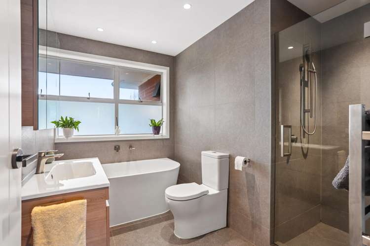 6 Fairmount Road Titirangi_10