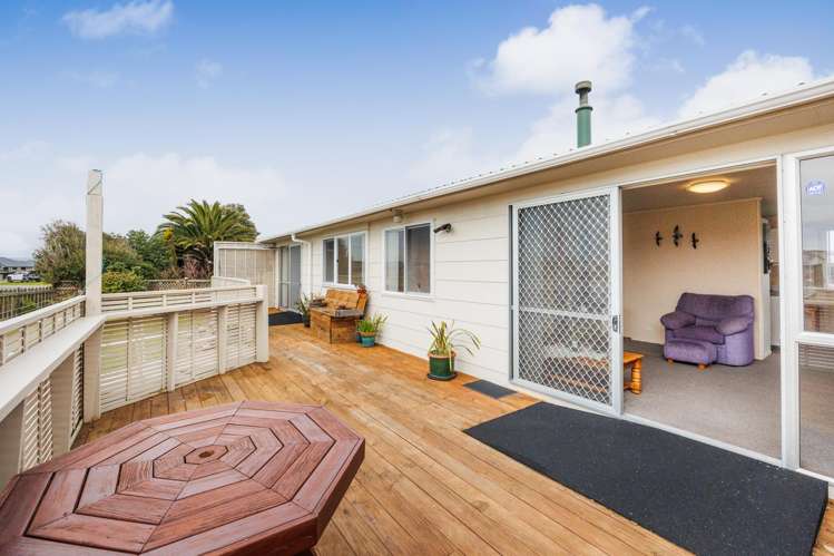 20 Thomas Place Foxton Beach_1