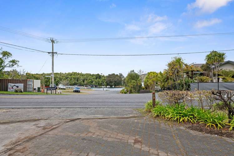 98 Spencer Road Lake Tarawera_17