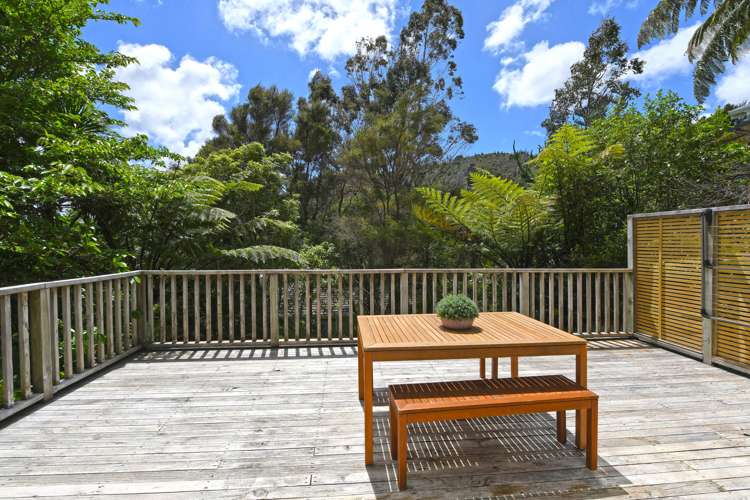 43 Dalton Grove Stokes Valley_16