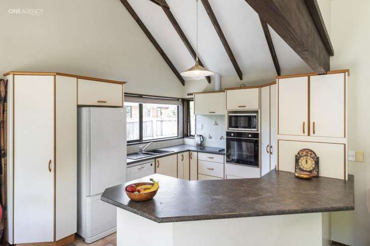 20 Lavandula Crescent Burnside_12