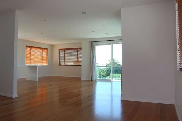 138B Beach Road Castor Bay_4