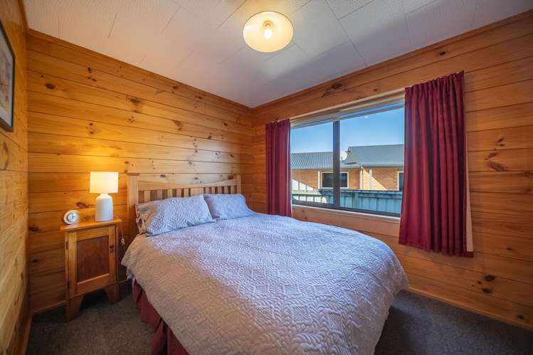 31 Bowen Street Te Anau_14