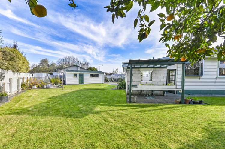 707 Collinge Road Mayfair_17