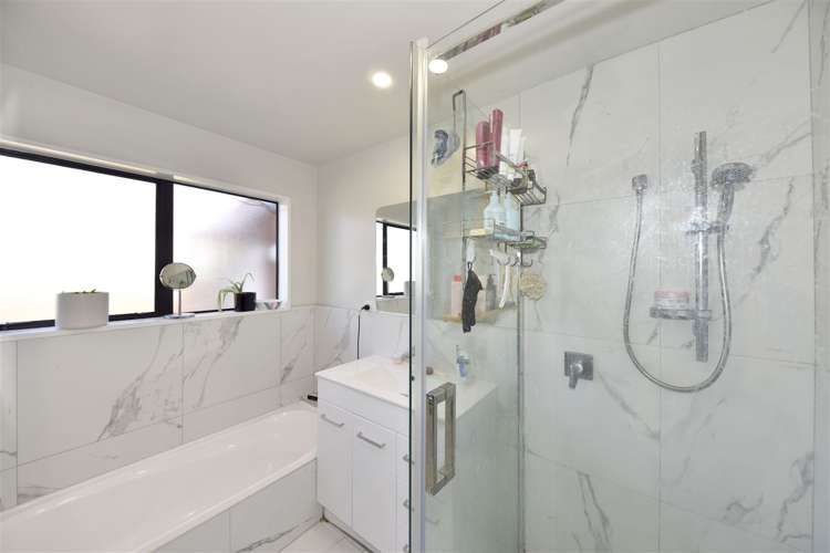 2/4 Betwin Avenue Sockburn_10