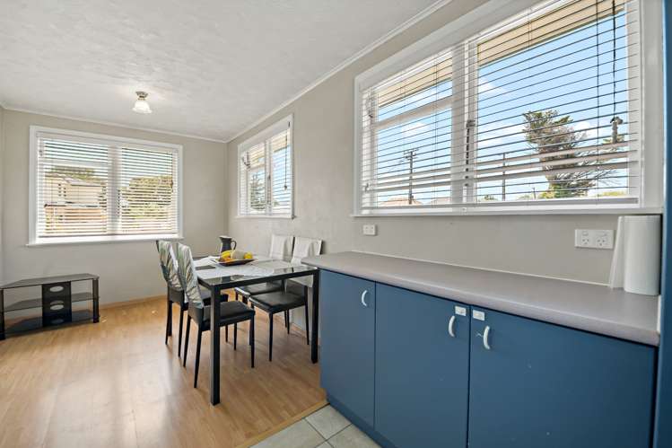 82 Kelman Road Kelston_22