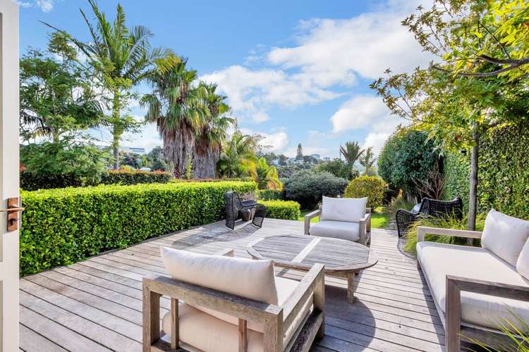 19 New Bond Street Kingsland_17