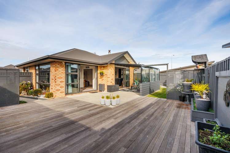 12 Lorenzo Place Kelvin Grove_2
