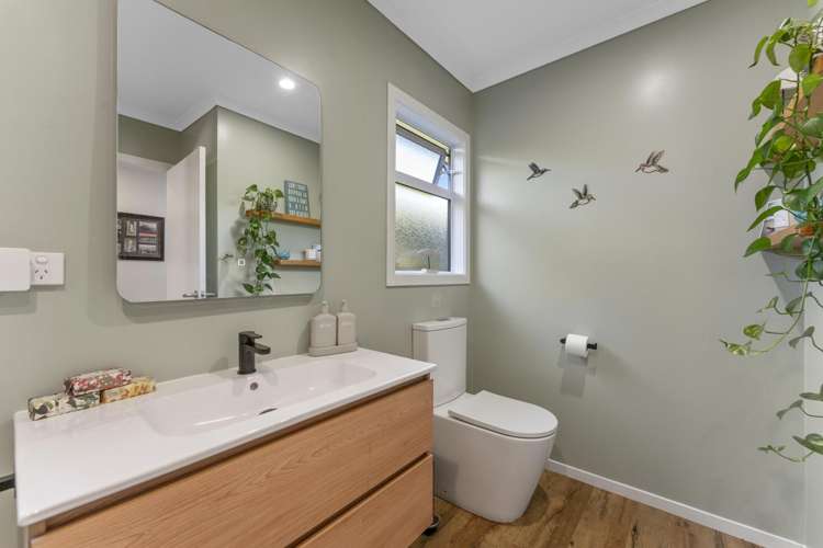 18B Karamu Street Central_17