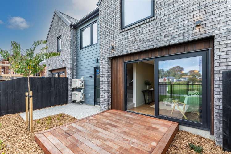 4/8 Akoranga Place Hornby_7