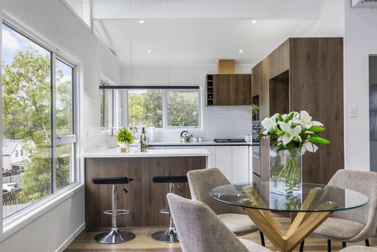 27 Caronia Crescent Lynfield_11