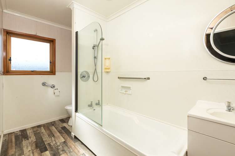 2 Neil Street Paeroa_8