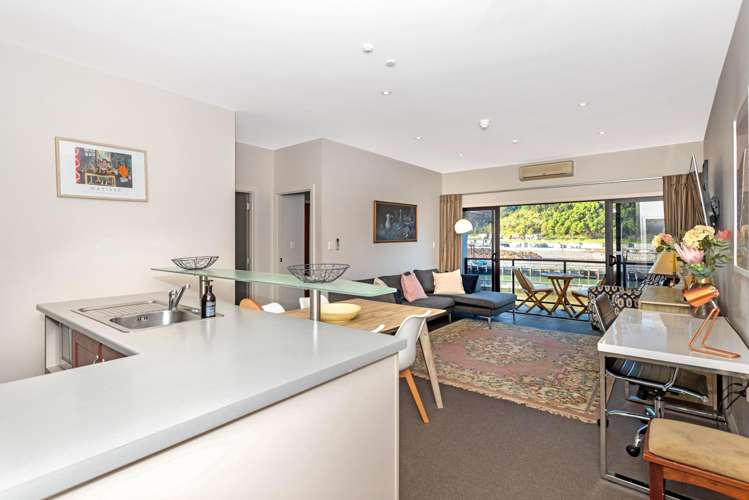 307/2 Reads Quay Gisborne_16