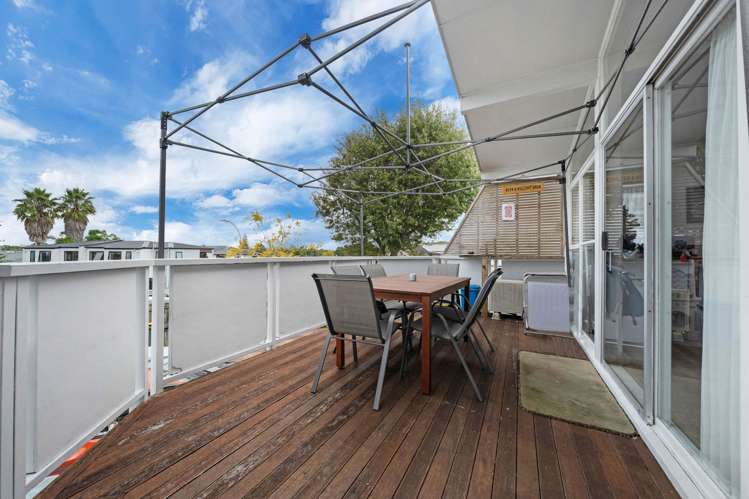 8 Malvina Place Bucklands Beach_17