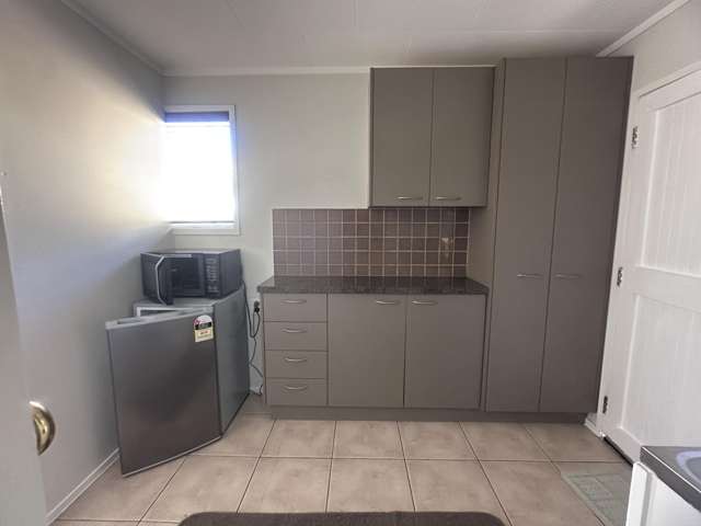 1/553 East Coast Rd Browns Bay_2