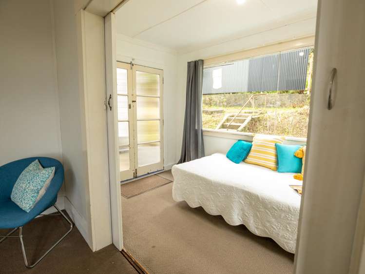 40 Leckhampton Court Clyde Hill_13