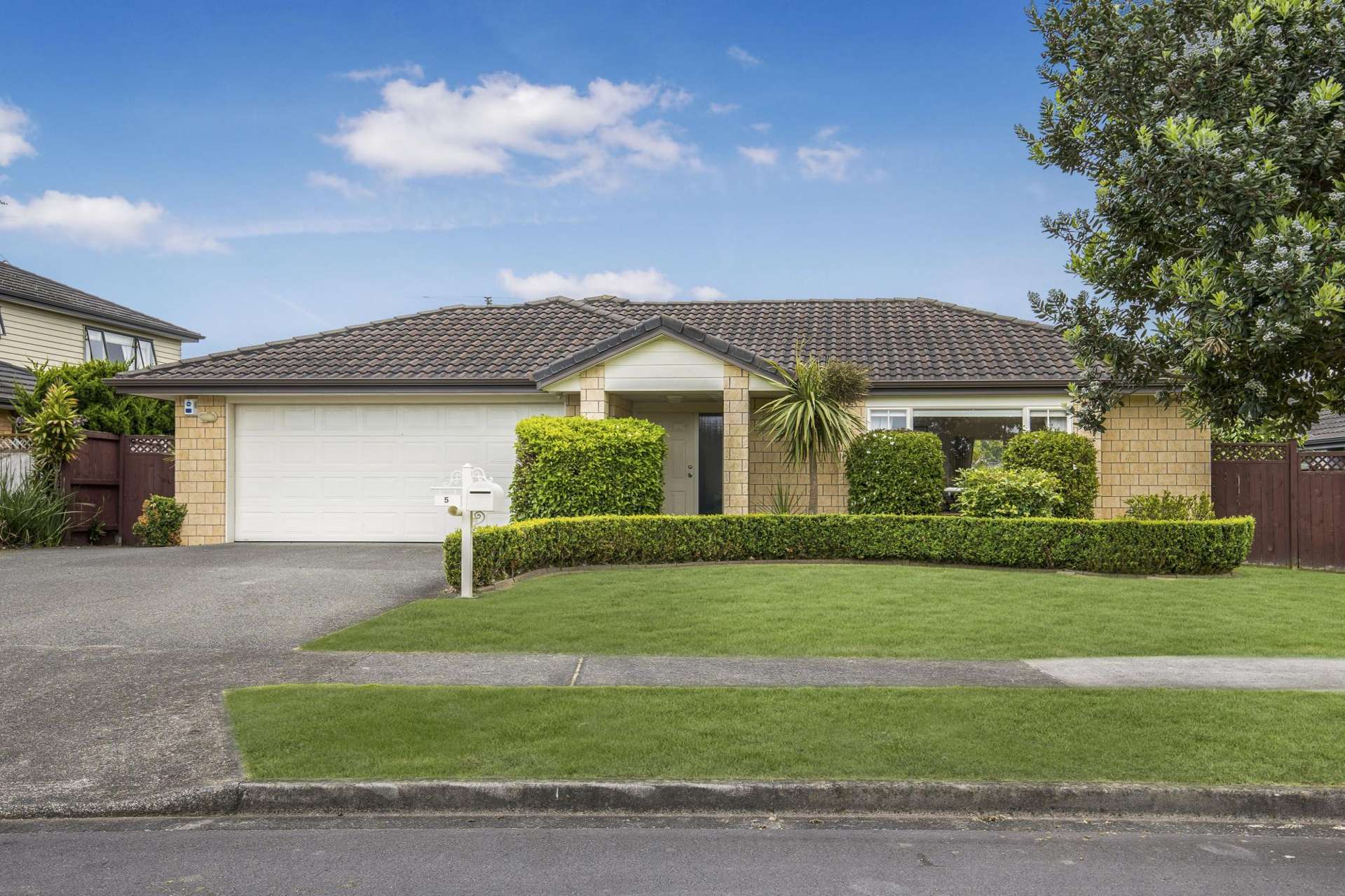 5 Greta Banks Place Wattle Downs_0