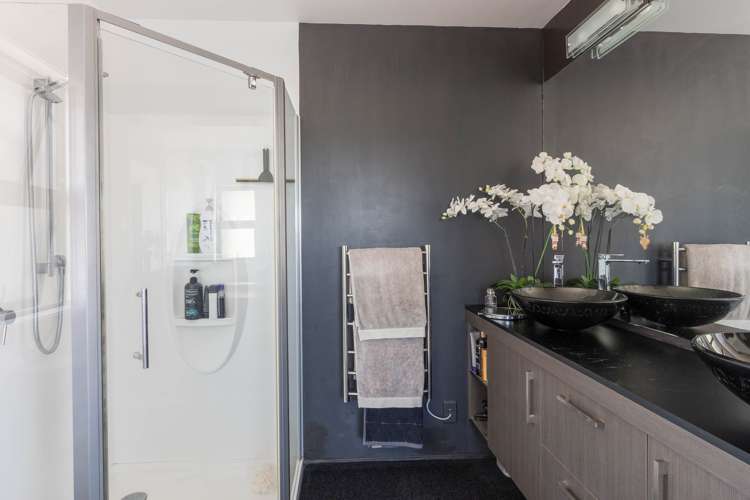 2 Cherry Lane Acacia Bay_13